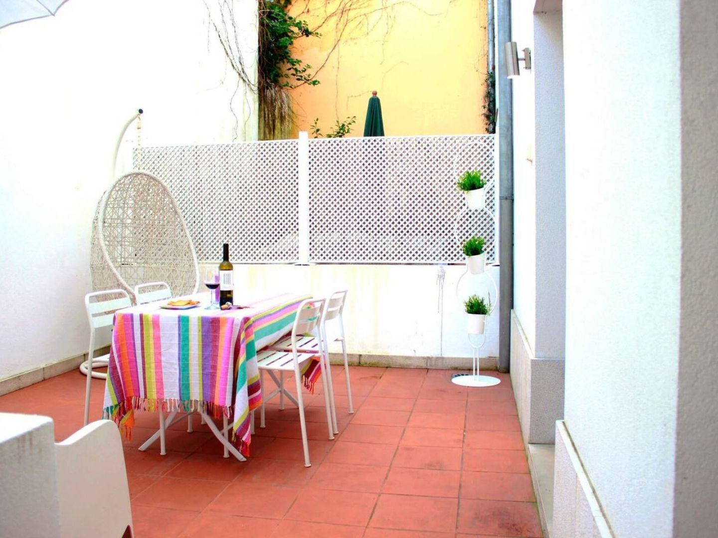 Joivy Modern 1-Bed Apt With Terrace, Moments From Sao Bento Palace Лиссабон Экстерьер фото